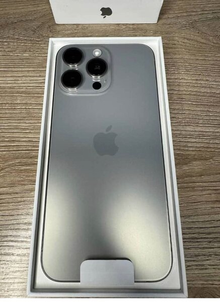 16 pro max 256gig eSim unlock