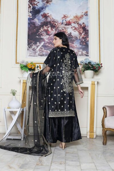 Women's formal dress