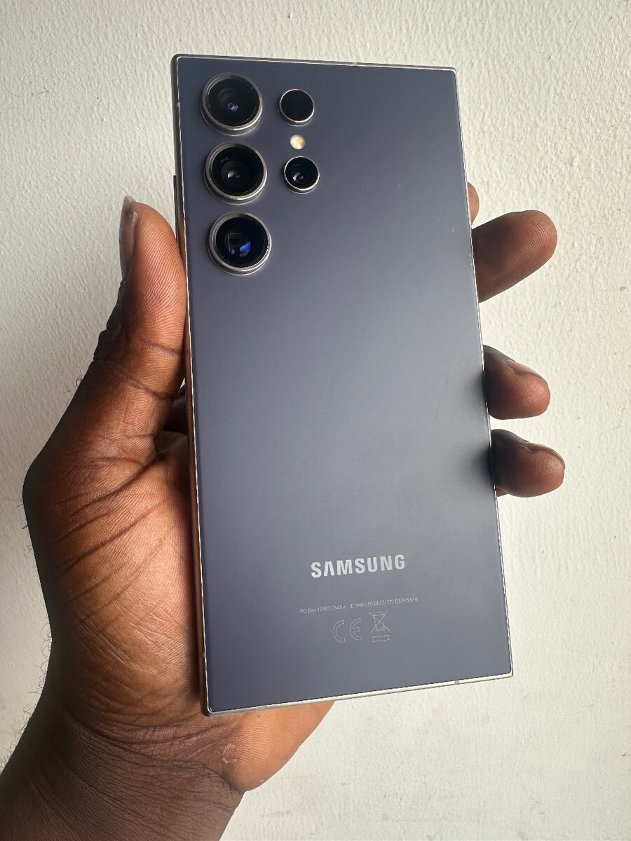 SAMSUNG S25 ULTRA 256GB