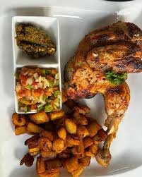 Assiette de Poisson Grillé Exotique