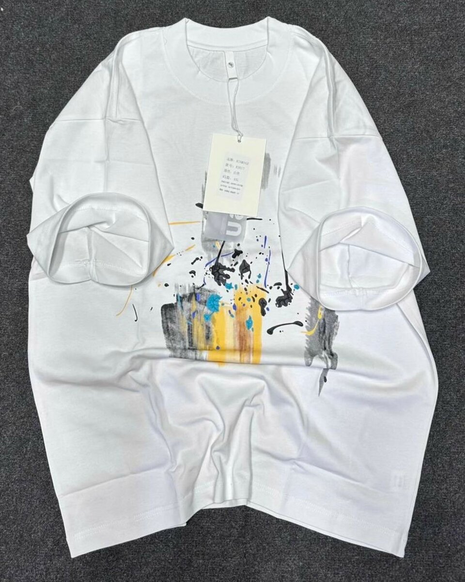 T-shirt artistique imprimée