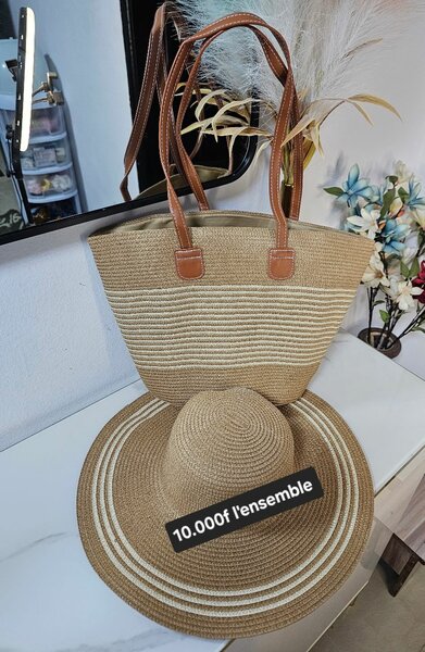 Ensemble Sac et Chapeau Paille