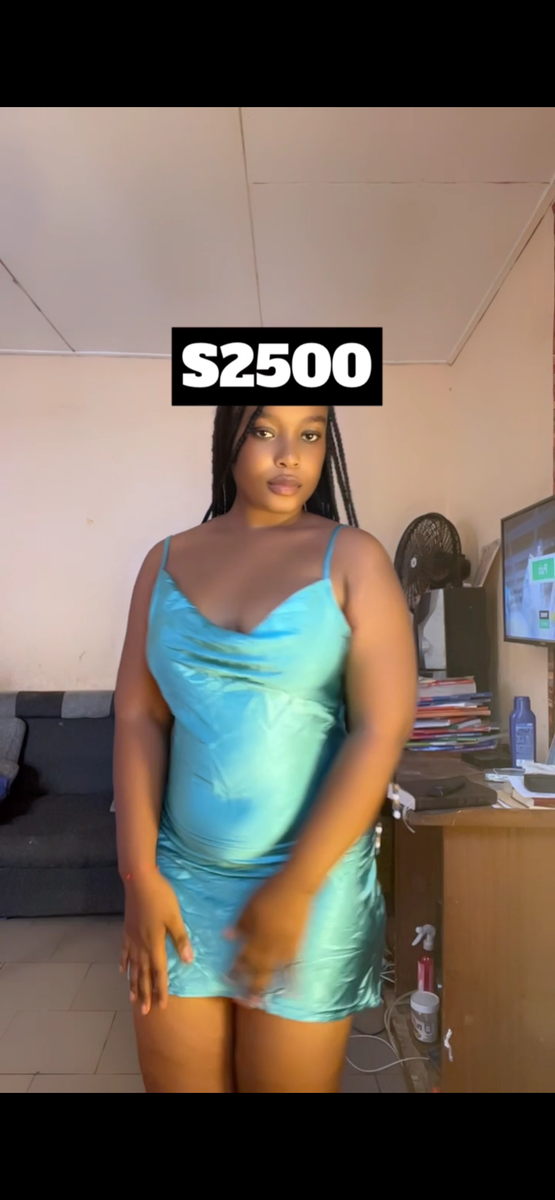 Robe en satin élégante