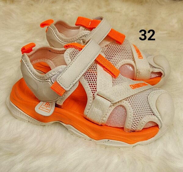 Chaussures pour enfants