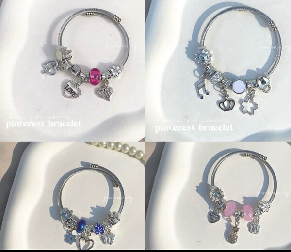 Bracelet à breloques argentées