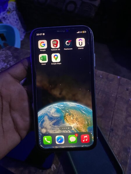 iPhone 11 simple