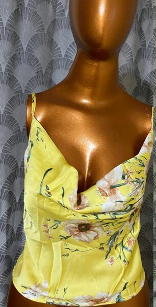 Top en satin jaune floral
