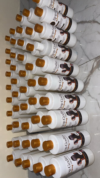 Shampoing perruque cheveux