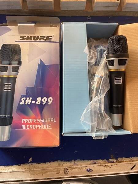 Professional sure cord mic