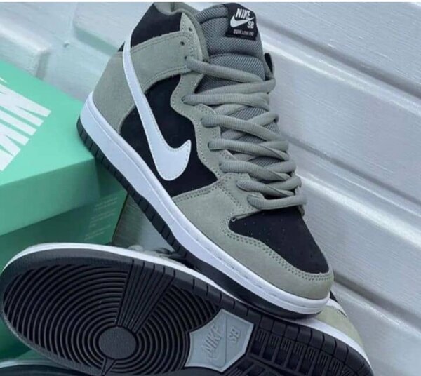 Nike SB Dunk High