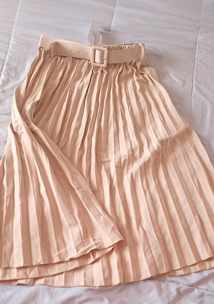 Pleated skirt
