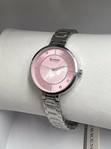 Montre curren pour femme