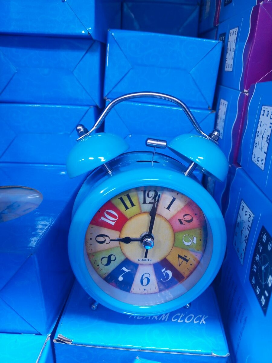 Petit Réveil rétro en métal