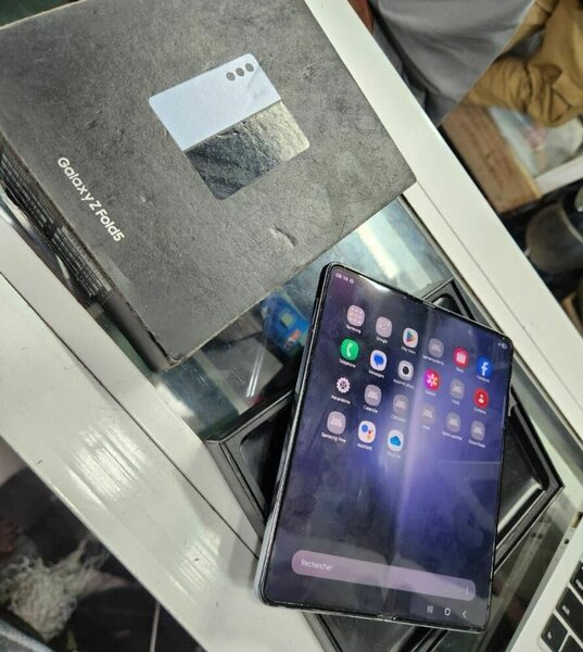 Galaxy Z Fold3 Smartphone