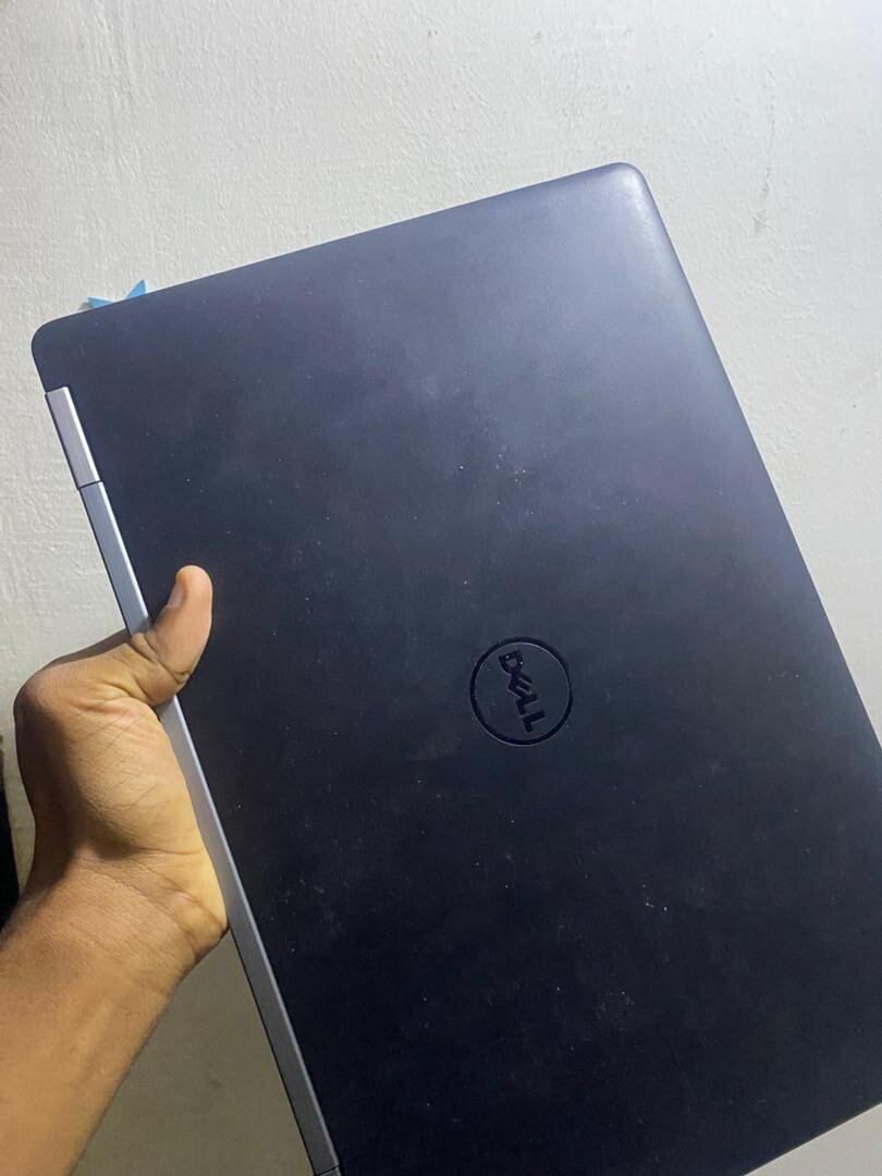 Ordinateur Portable Dell i5