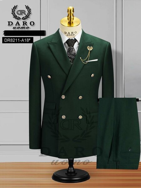 Daro Double-breasted Suit