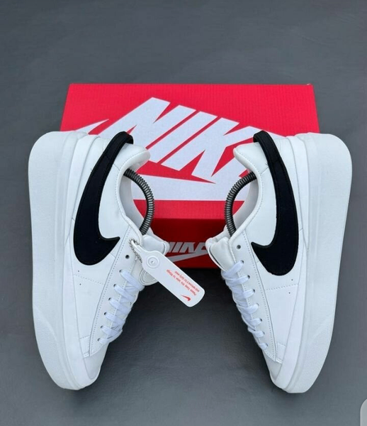 Baskets Nike Blanches Classiques