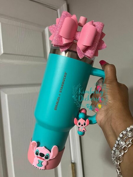 Gobelet turquoise avec accessoires