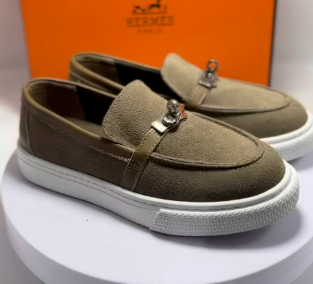 Лоферы HERMES-это воплощение элеганстности и роскоши, созданные мастерами одного из самых престижных домов моды в мире ❤️