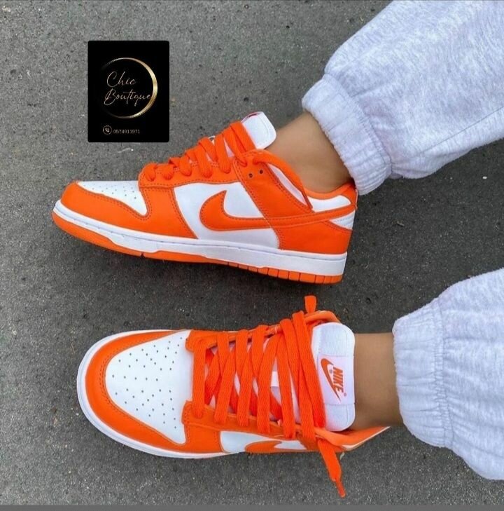 Nike Dunk low ange et Blanches