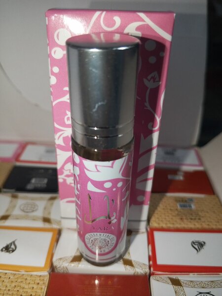 Parfum à bille floral