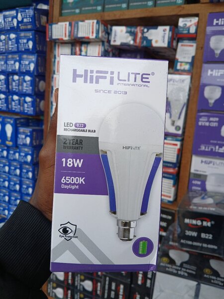 Ampoule LED Rechargable 18W