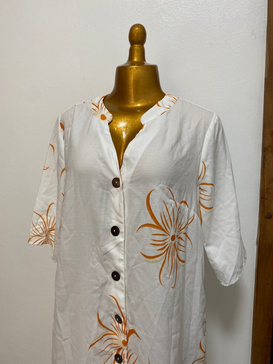 Robe Blanche en lin Florale