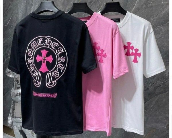 T-shirts avec croix estilos