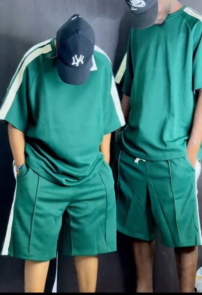 Ensemble sport vert unisexe