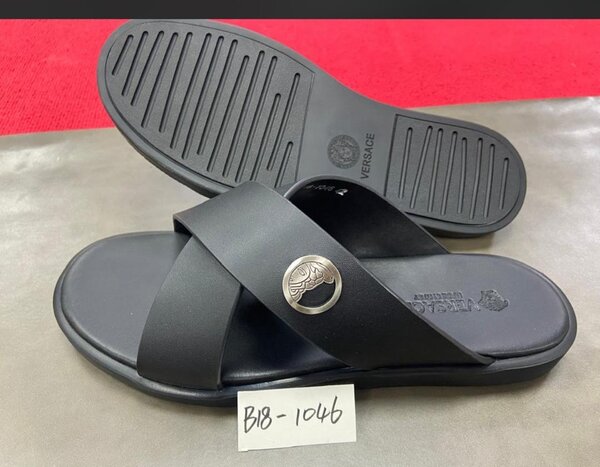 Sandales en cuir noir élégantes