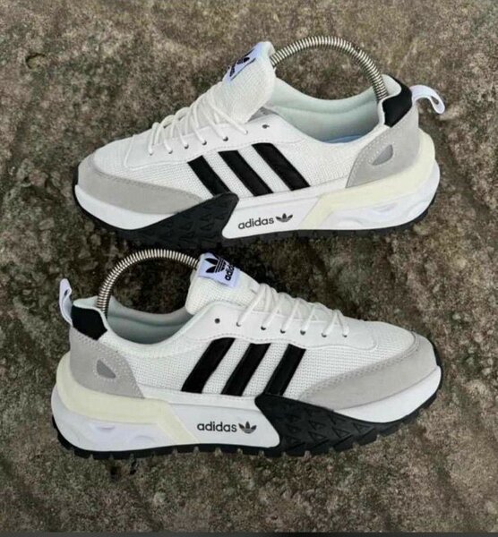Disponible pointure