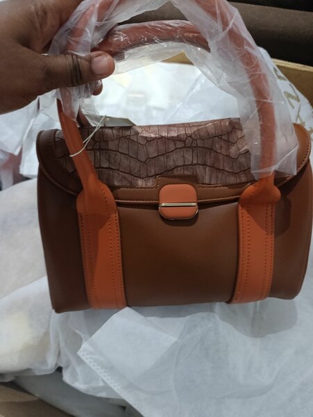 Sac à main élégant en cuir