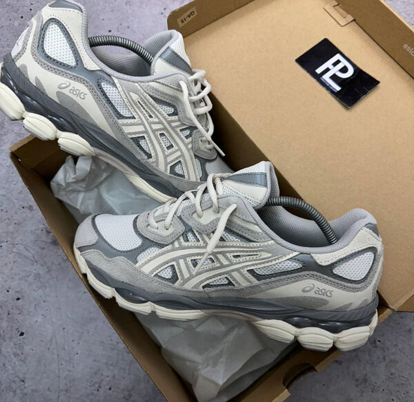 Chaussures de running ASICS légères