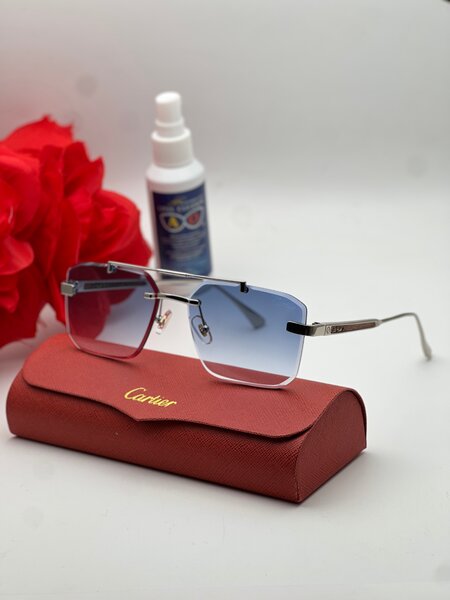 Lunettes de soleil élégantes Cartier