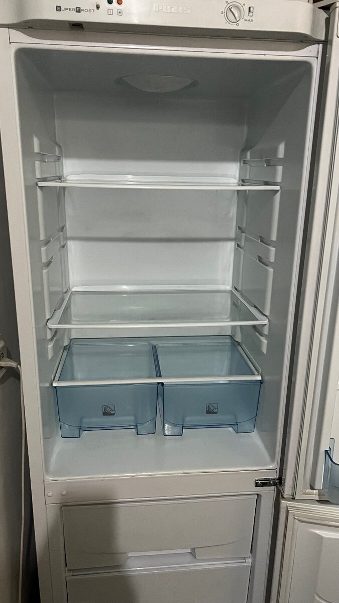 Холодильник Pozis в б/у в идеальном состоянии .