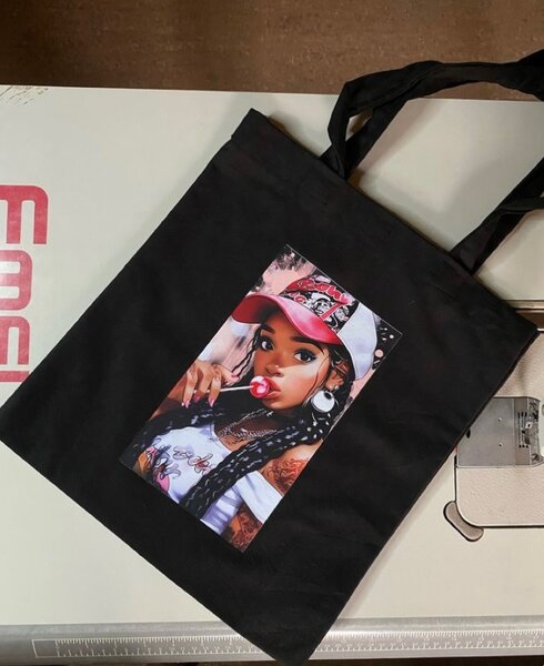 Tote bag