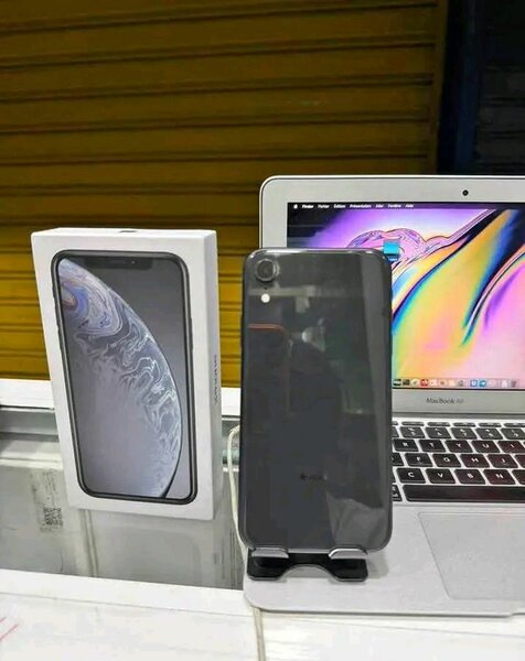 Smartphone puissant Gris