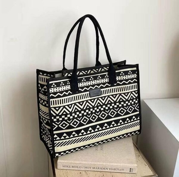 Sac cabas ethnique tendance