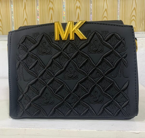 Sac à main élégant en cuir