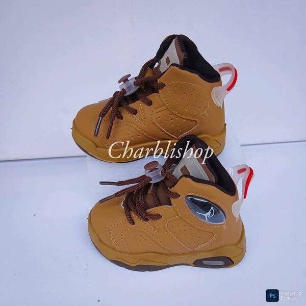 Chaussures bébés sport