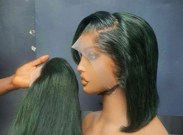 Perruque en dentelle frontale élégante