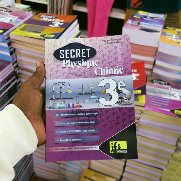 3 Annales Secret 3e BEPC