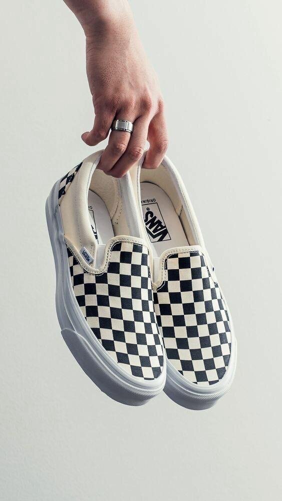 Vans of the Wall (Checkered Board)