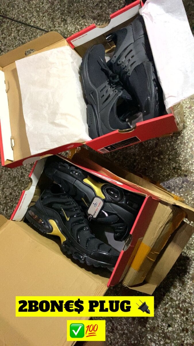 Original Nike Sneakers