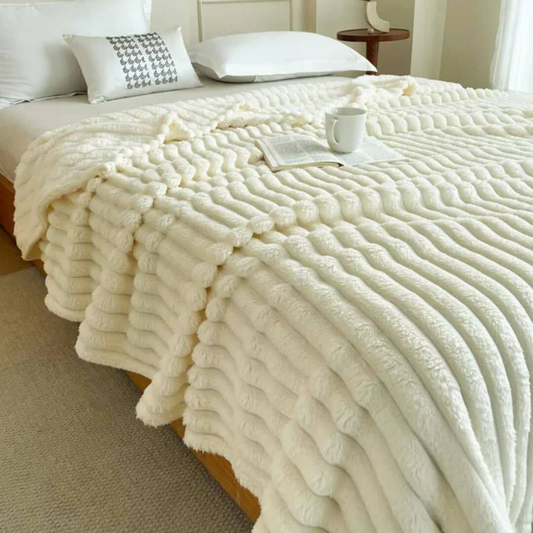 Couverture en fausse fourrure douce