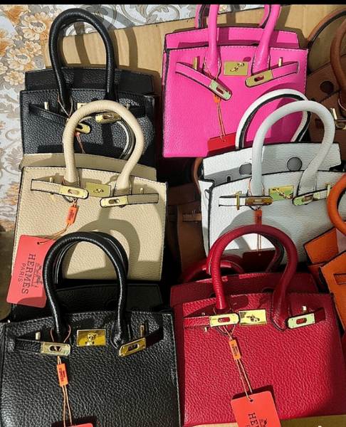 Sac à main élégant en cuir