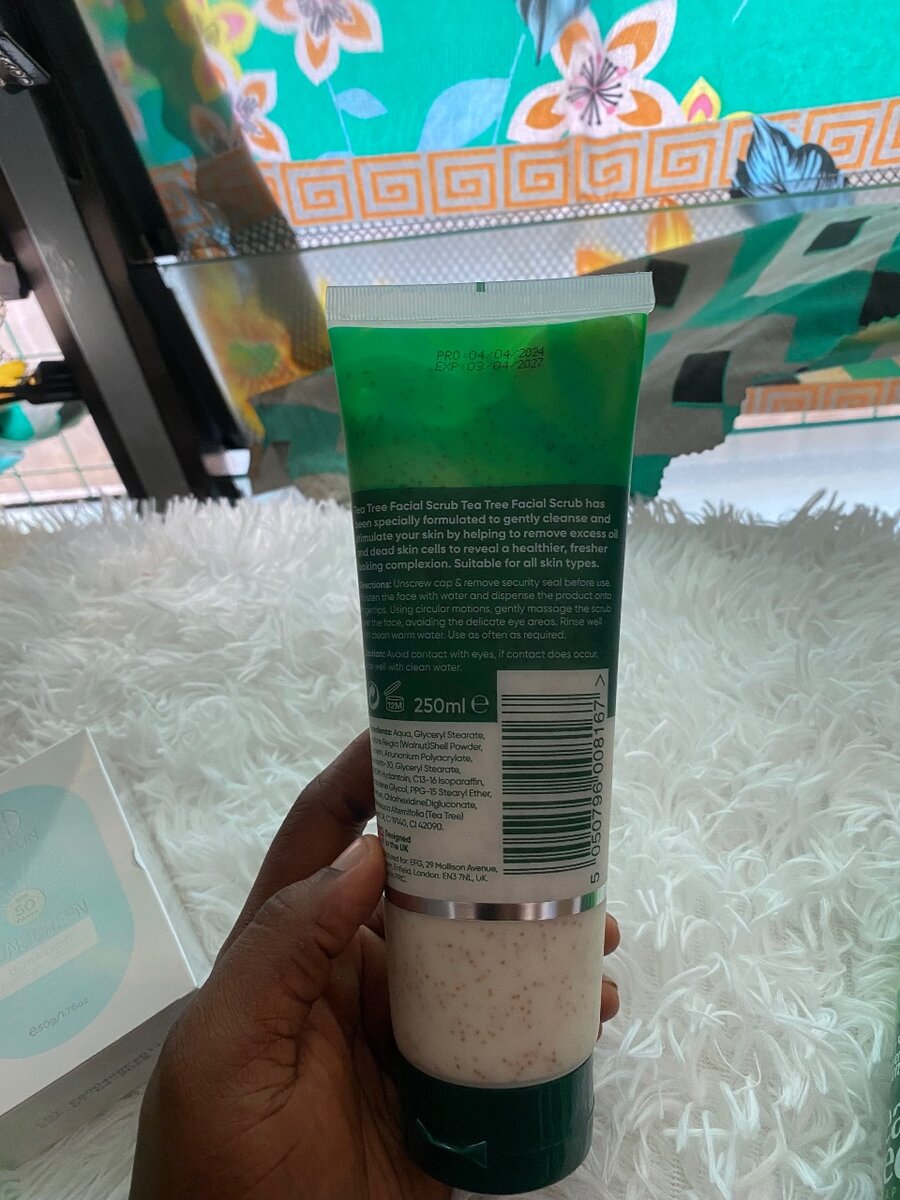 Tea tree facial scrub