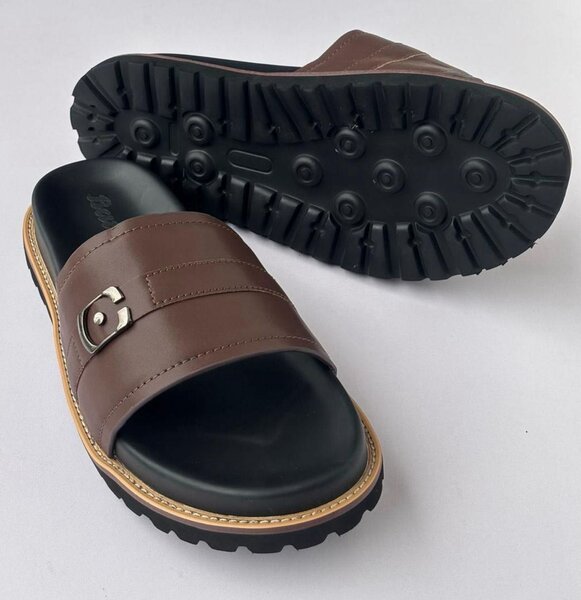 Sandales noires élégantes