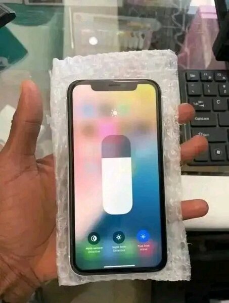 iPhone Blanc 64 Go Débloqué