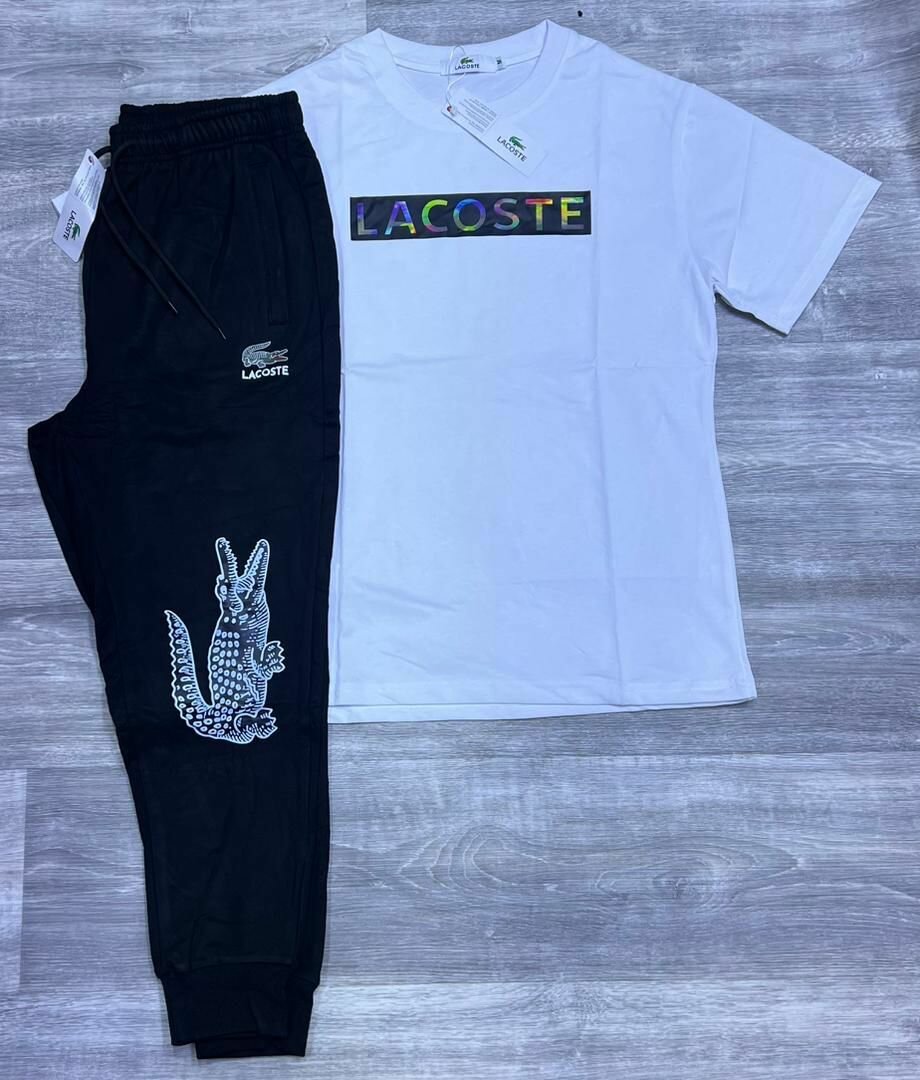 Ensemble T-shirt et Jogging